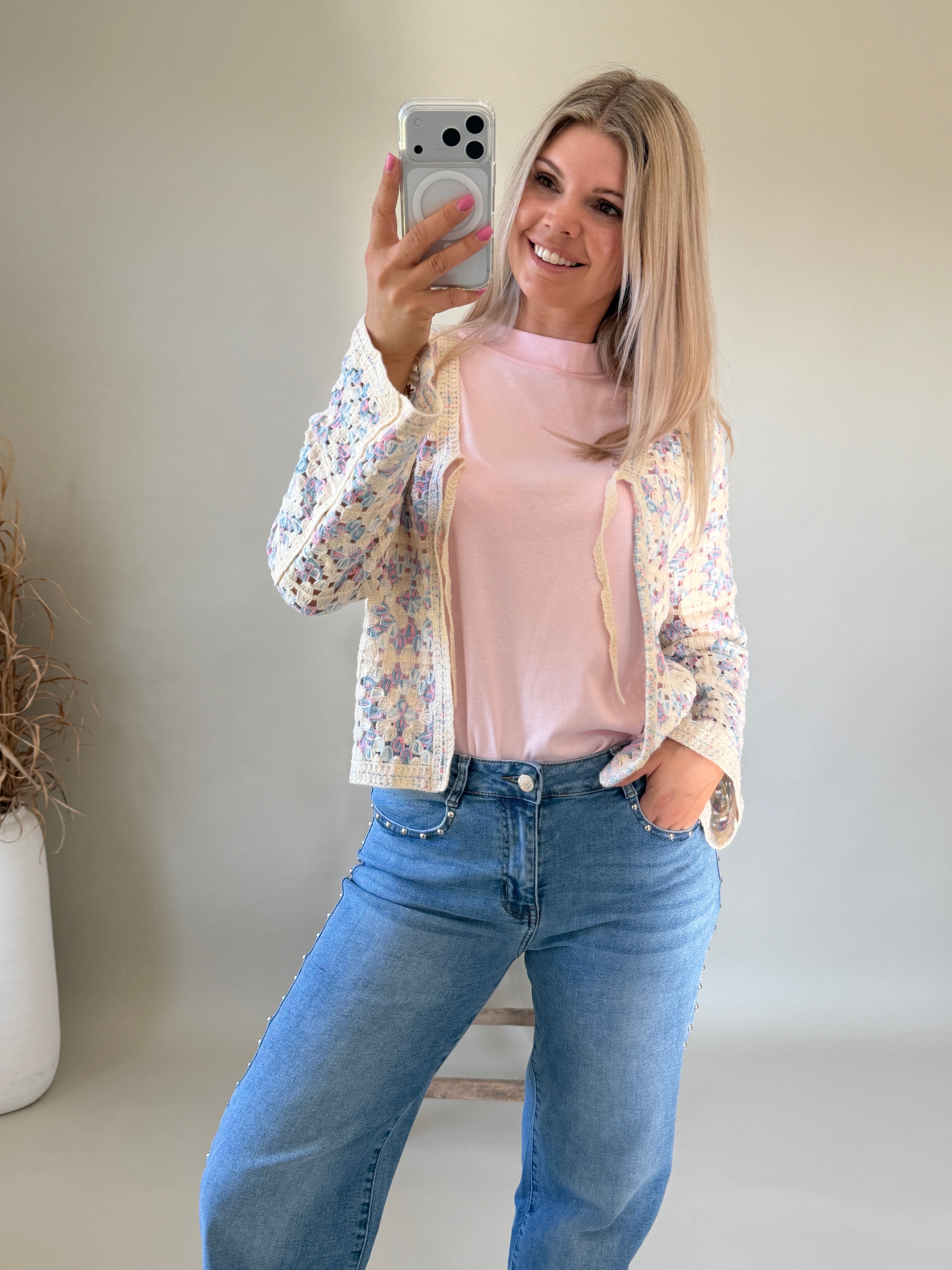 T-Shirt in Rosa mit  Stehkragen