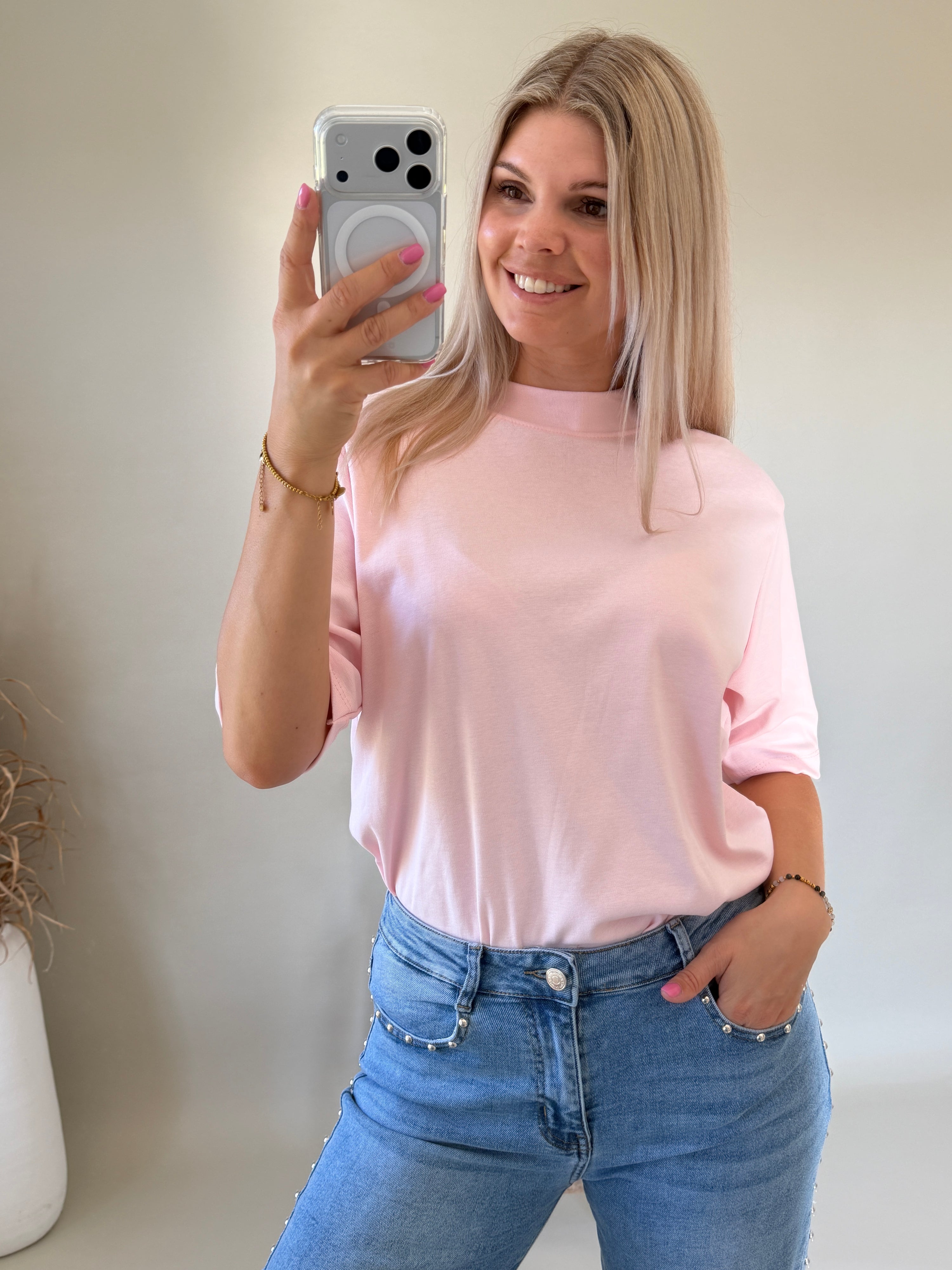 T-Shirt in Rosa mit  Stehkragen