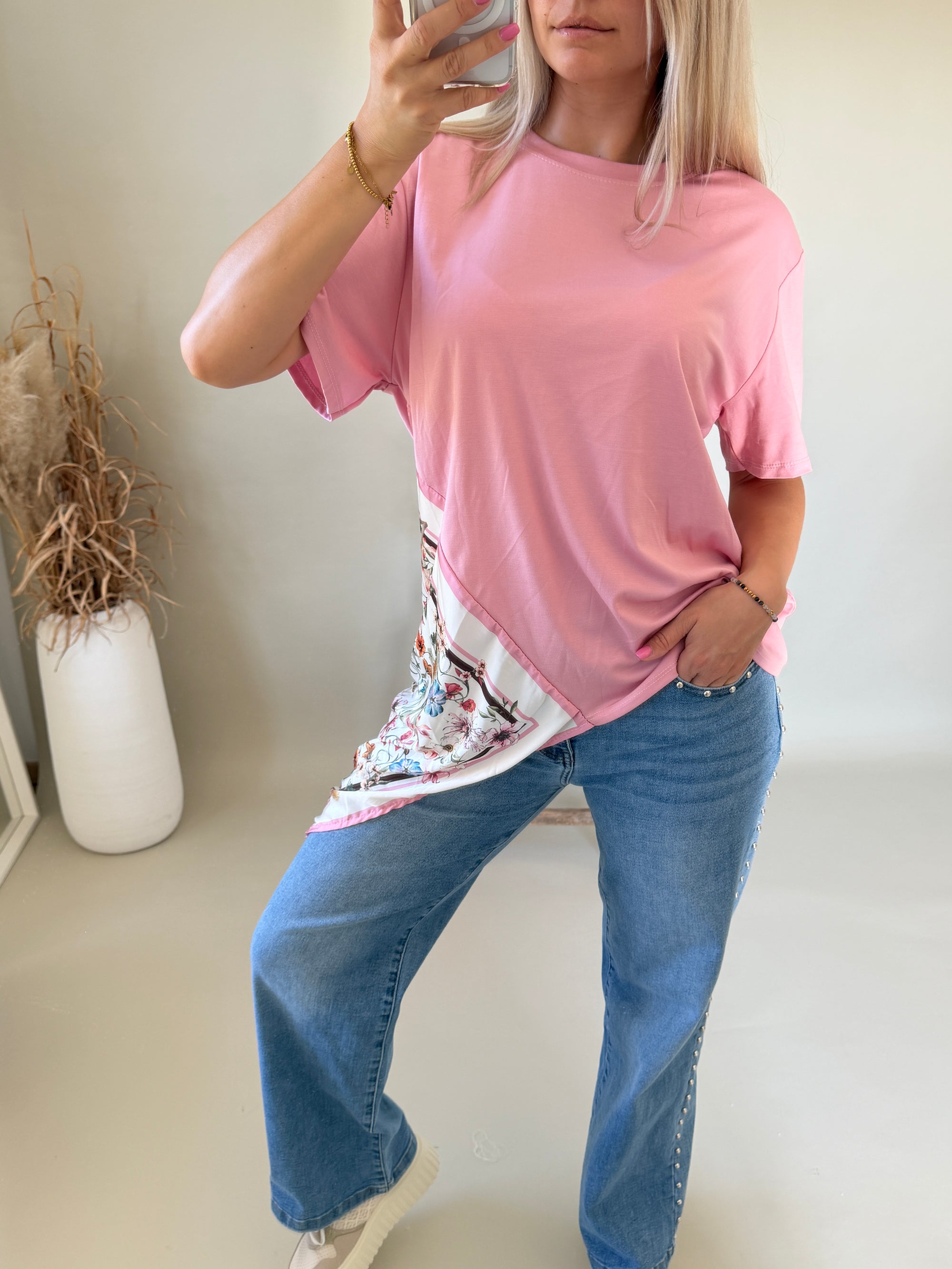 T-Shirt Rosa mit eingenätem Tuch