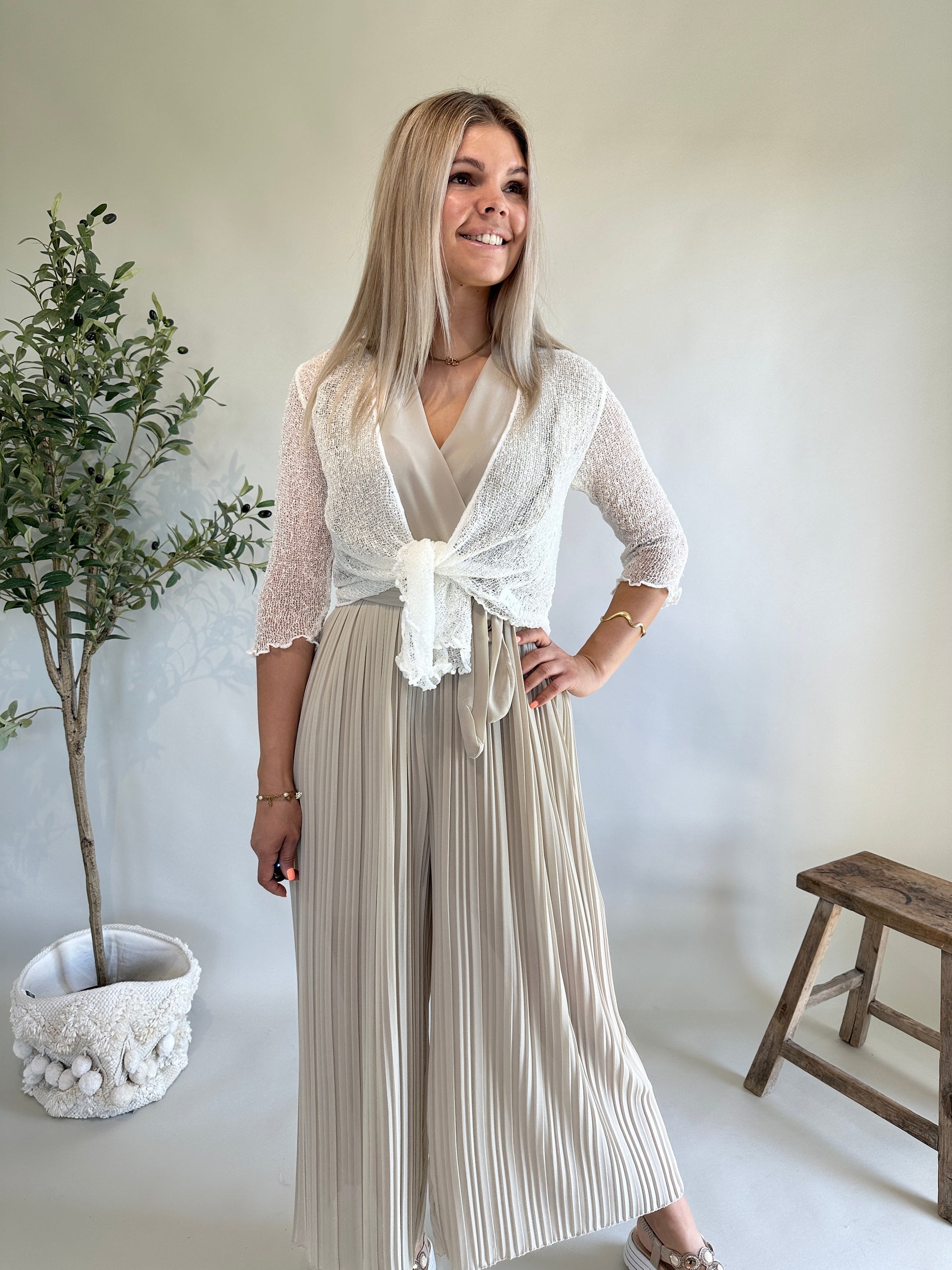 Jacke in Häkeloptik in Weiß