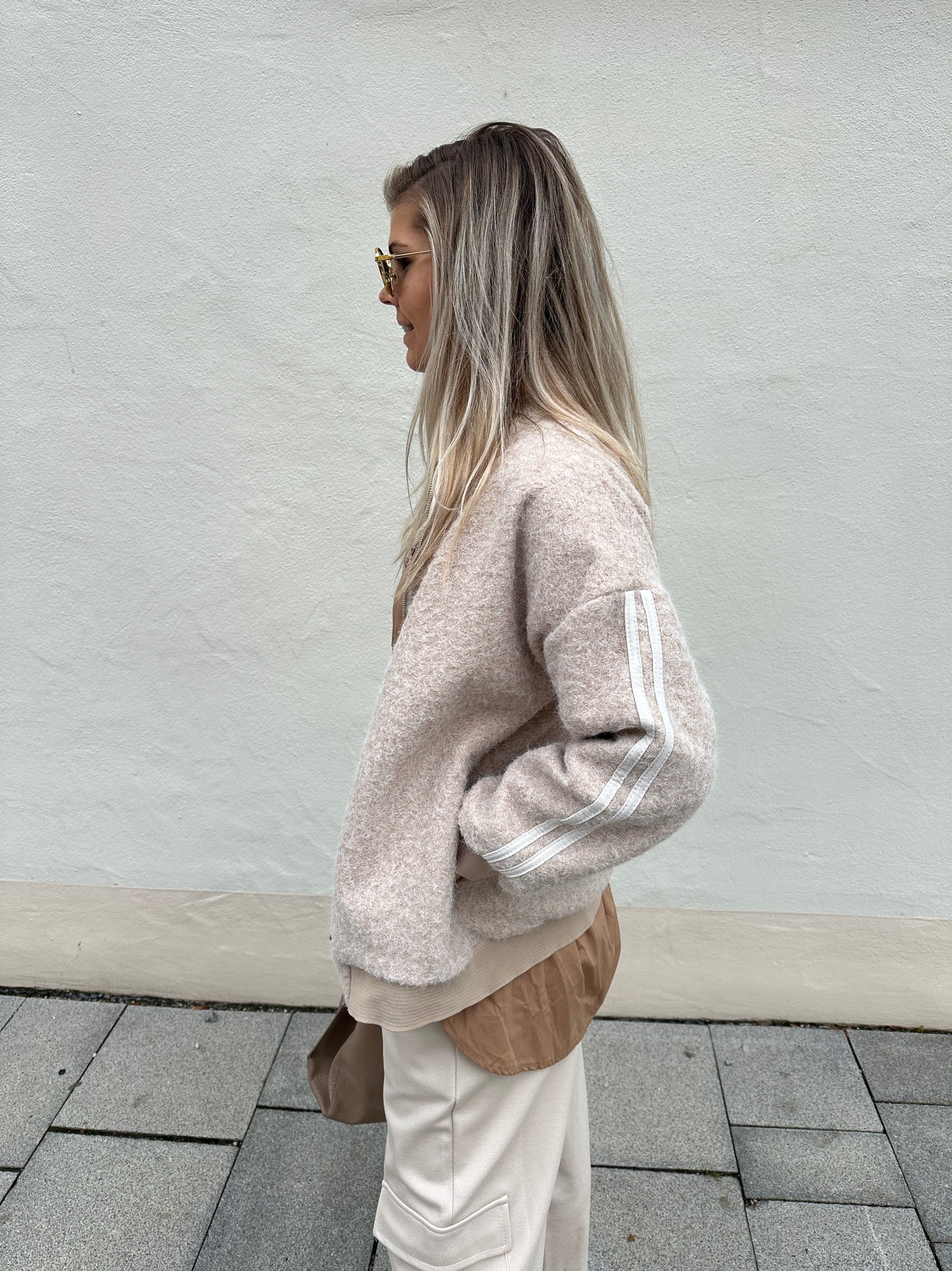 jacke in beige mit streifen