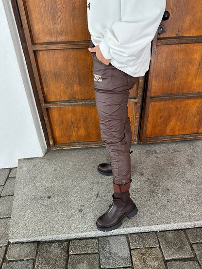 Boots in Schokobraun mit Reißverschluss vorne