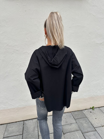 Jacke in Schwarz