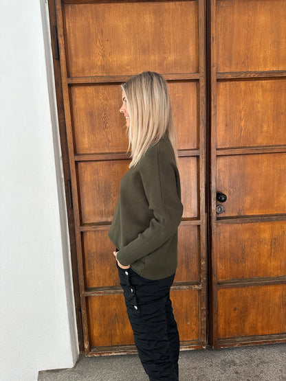 Pullover in Olivgrün