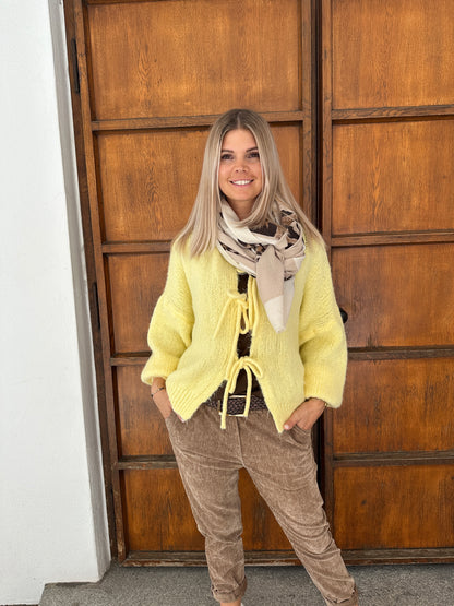 Schal in verschiedenen Brauntönen Aufdruck Love