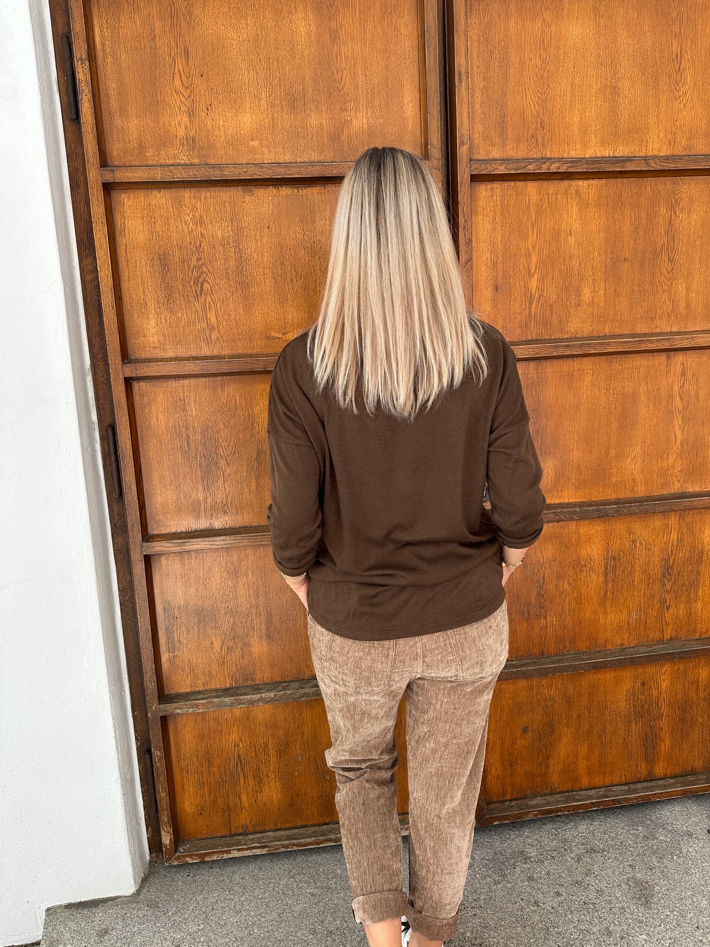 shirt in schokobraun mit aufdruck ciao in zimt