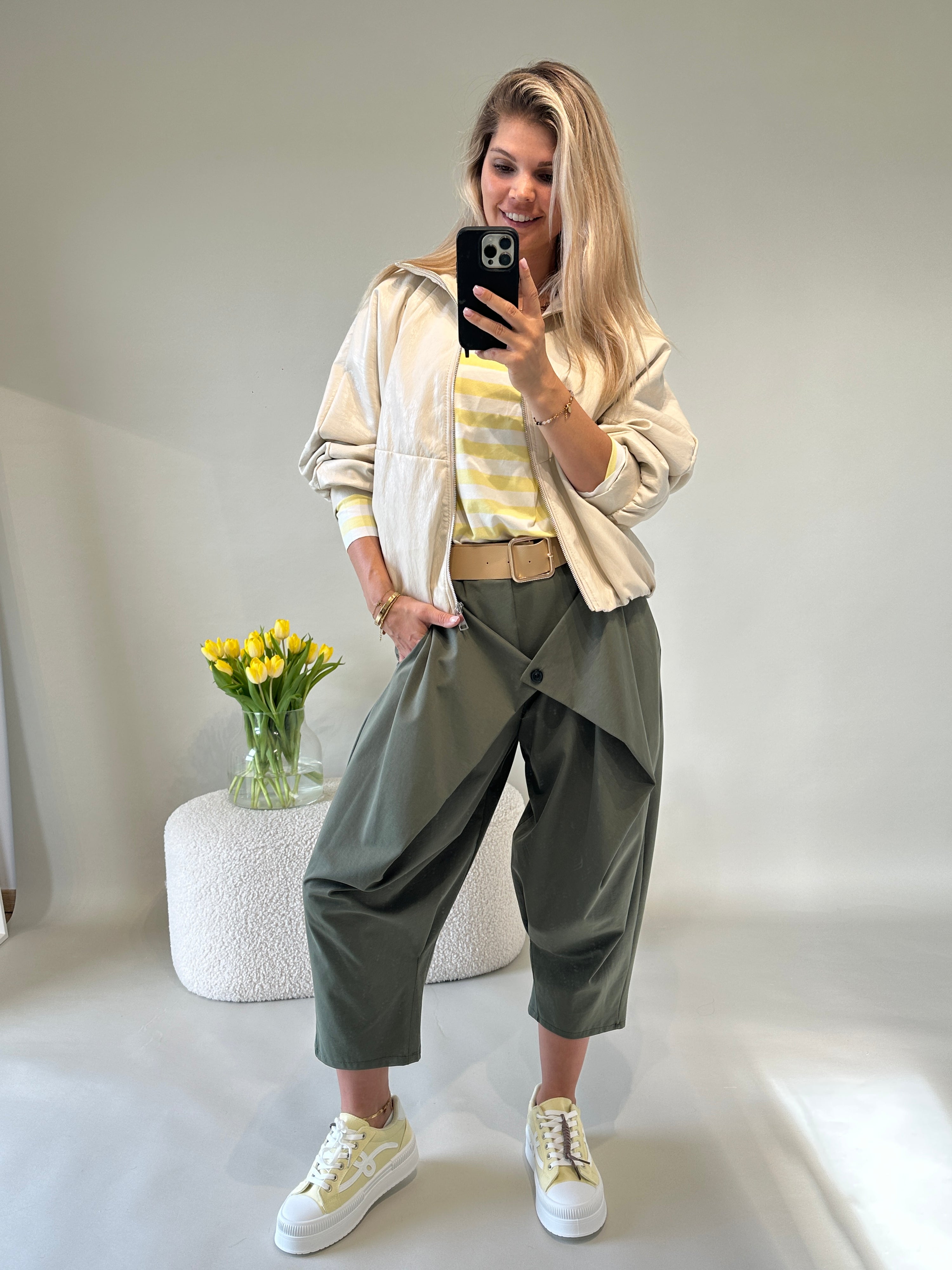 Baggyhose in Olivgrün