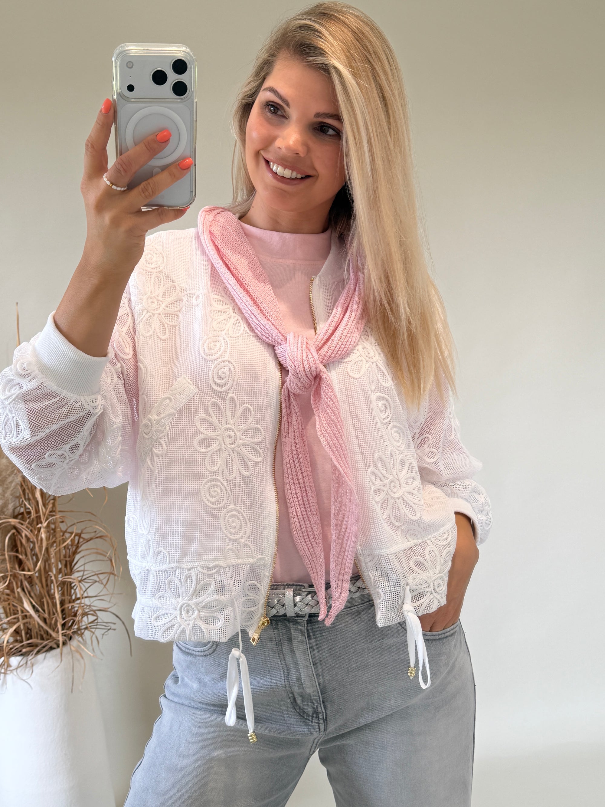 Jacke in Weiß mit Blumenmuster