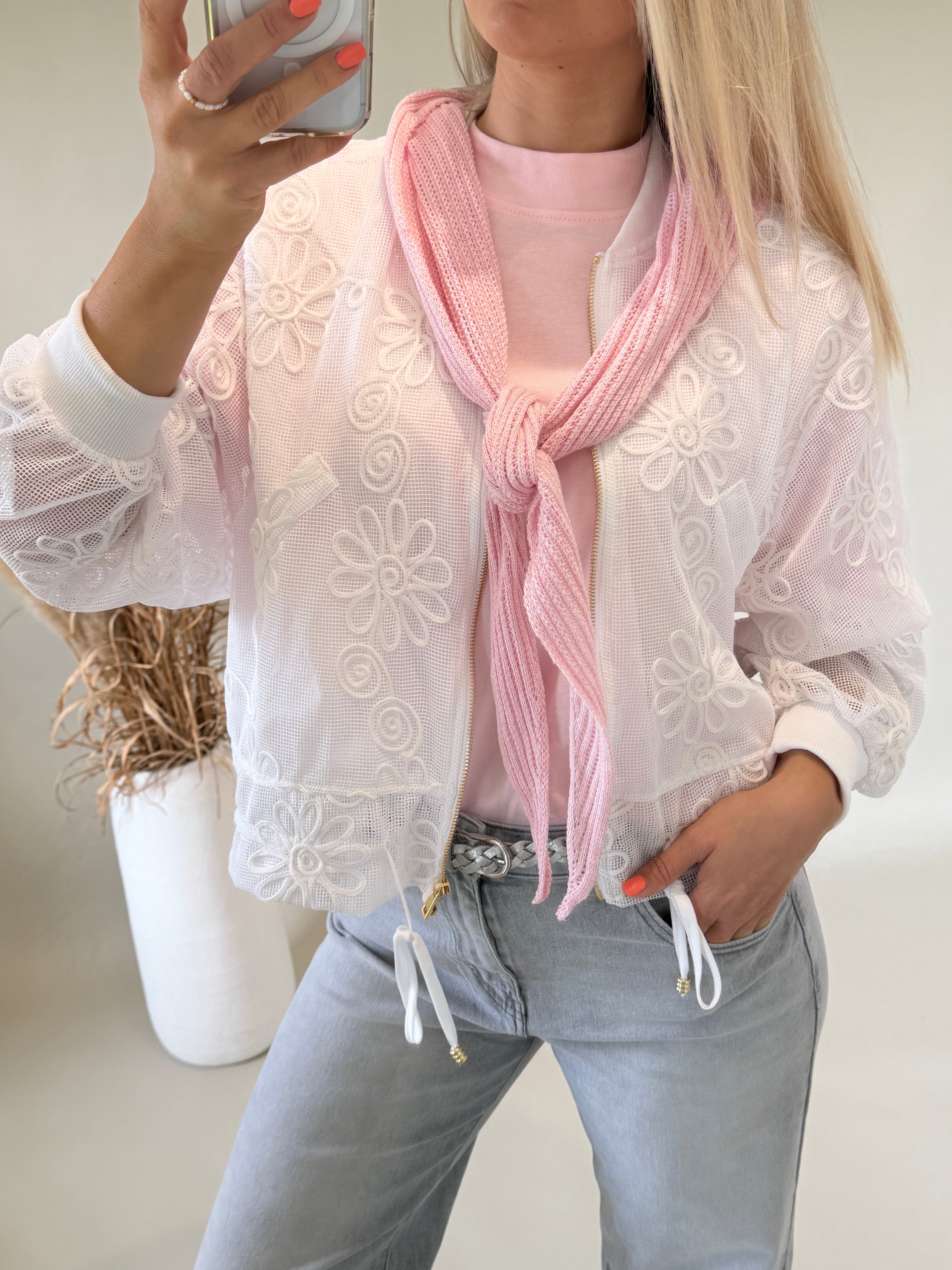 Jacke in Weiß mit Blumenmuster