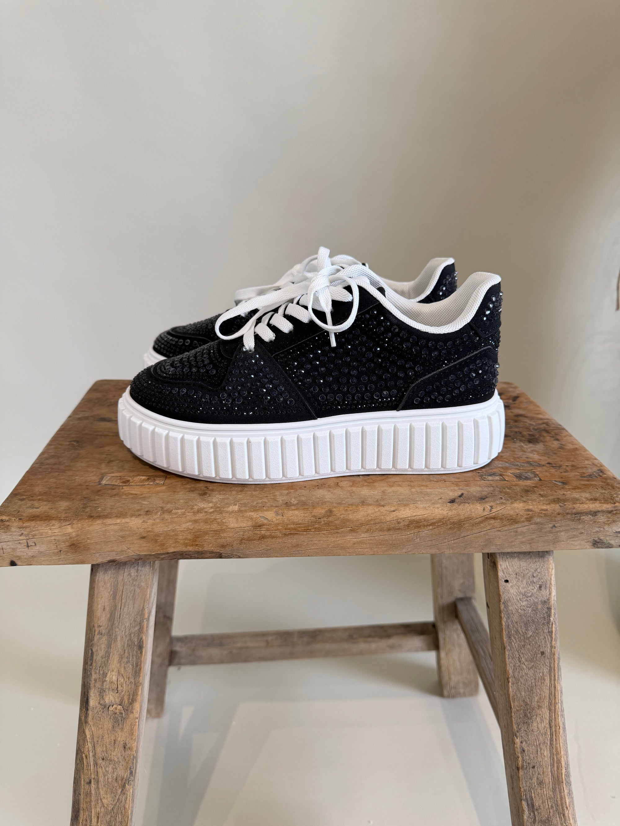 Sneaker in Schwarz ( Glitzersteine )