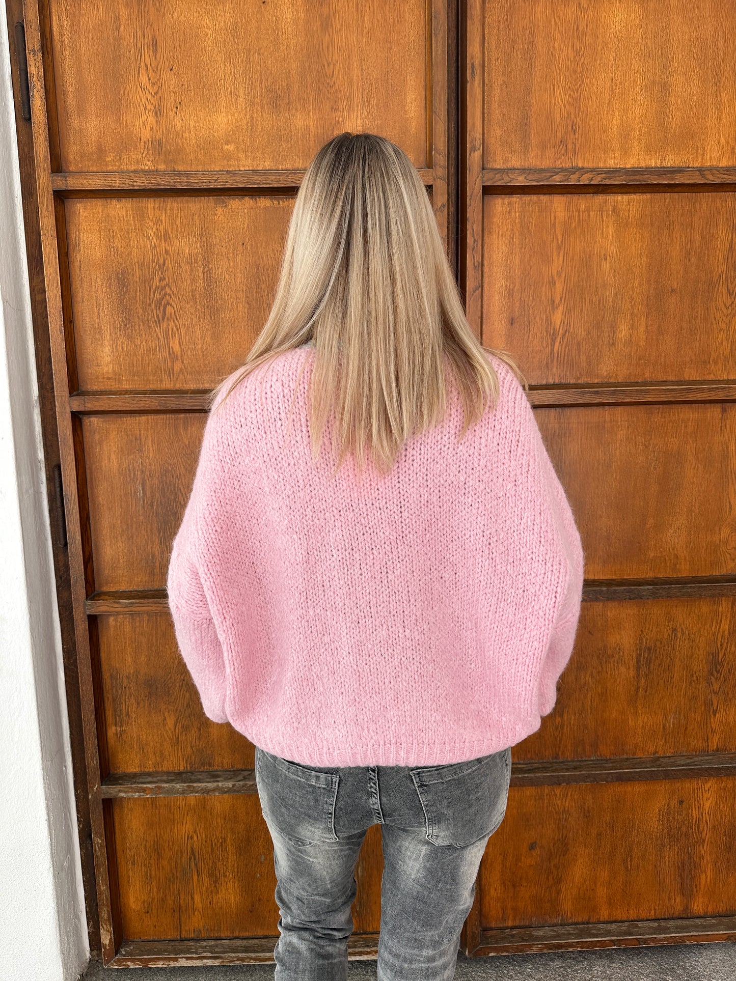 strickjacke in rosa zum binden vorne