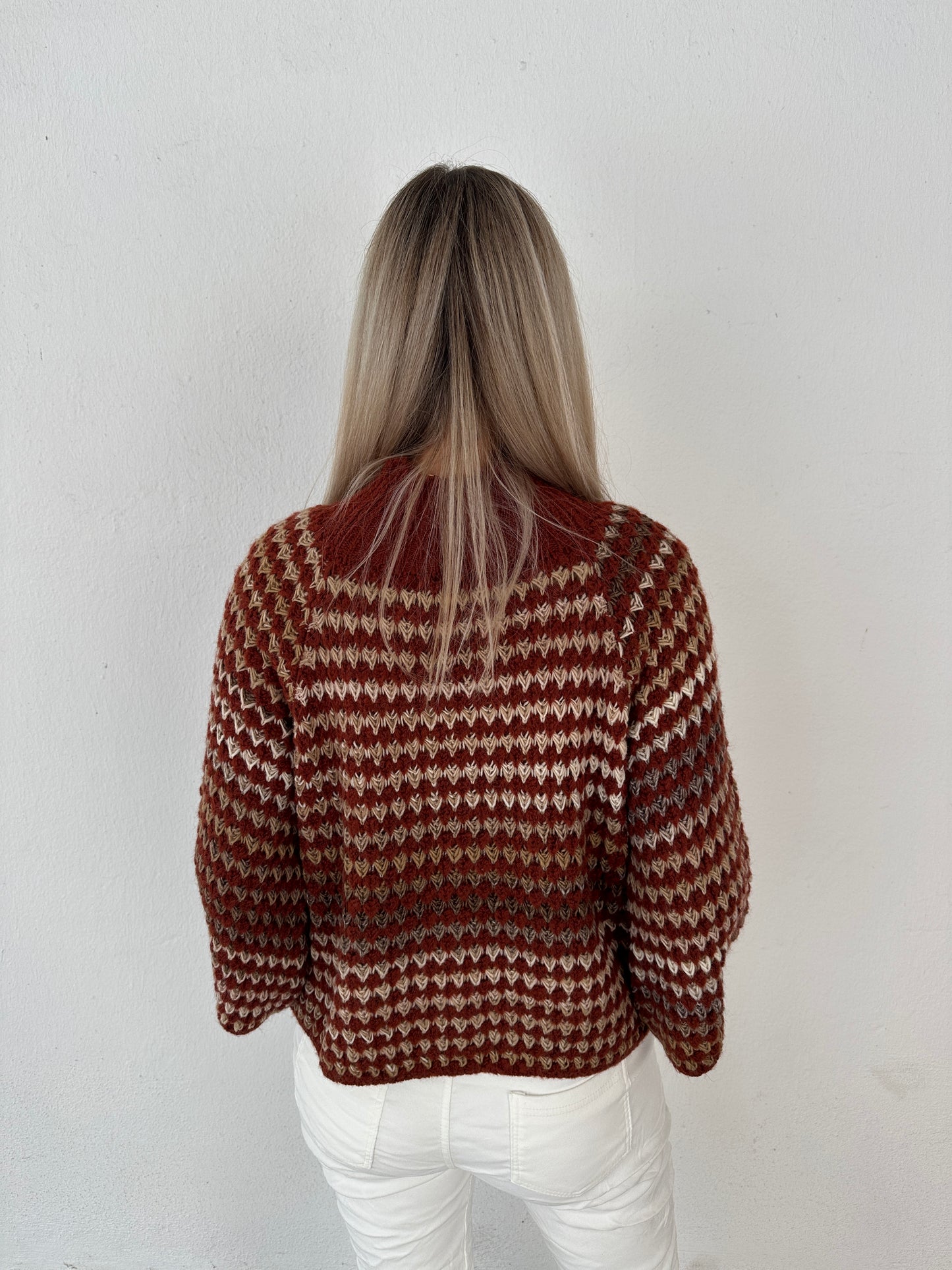 pullover in rostbraun/wollweiß/braun und 3/4 arm