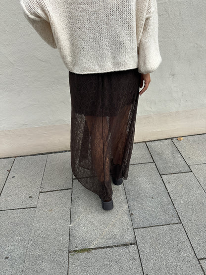 Spitzenrock in Schokobraun mit Unterrock