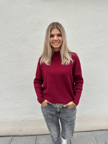 Pullover in Bordorot