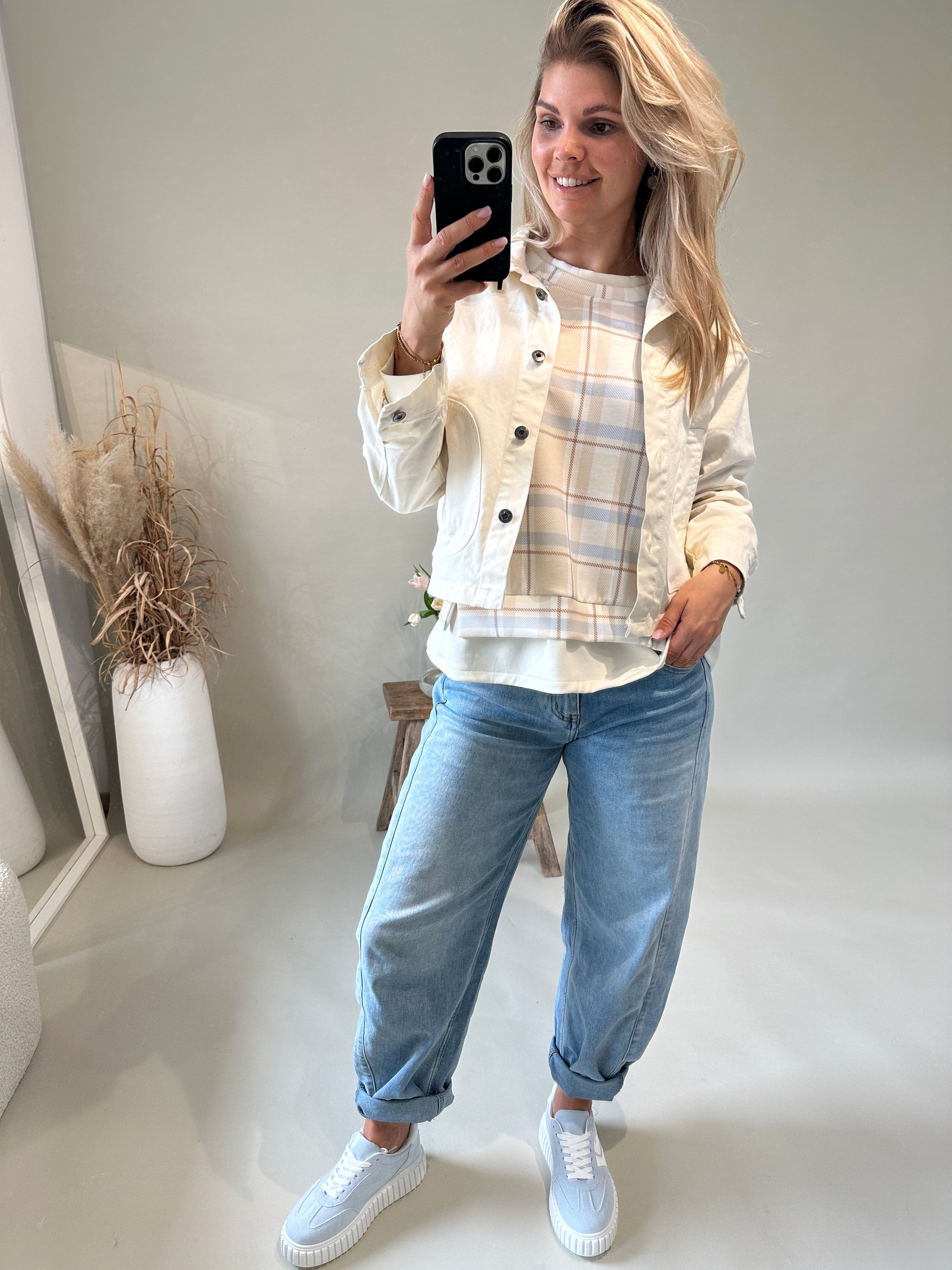 Sweatshirt in Wollweiß/ Blau/ Braun kariert