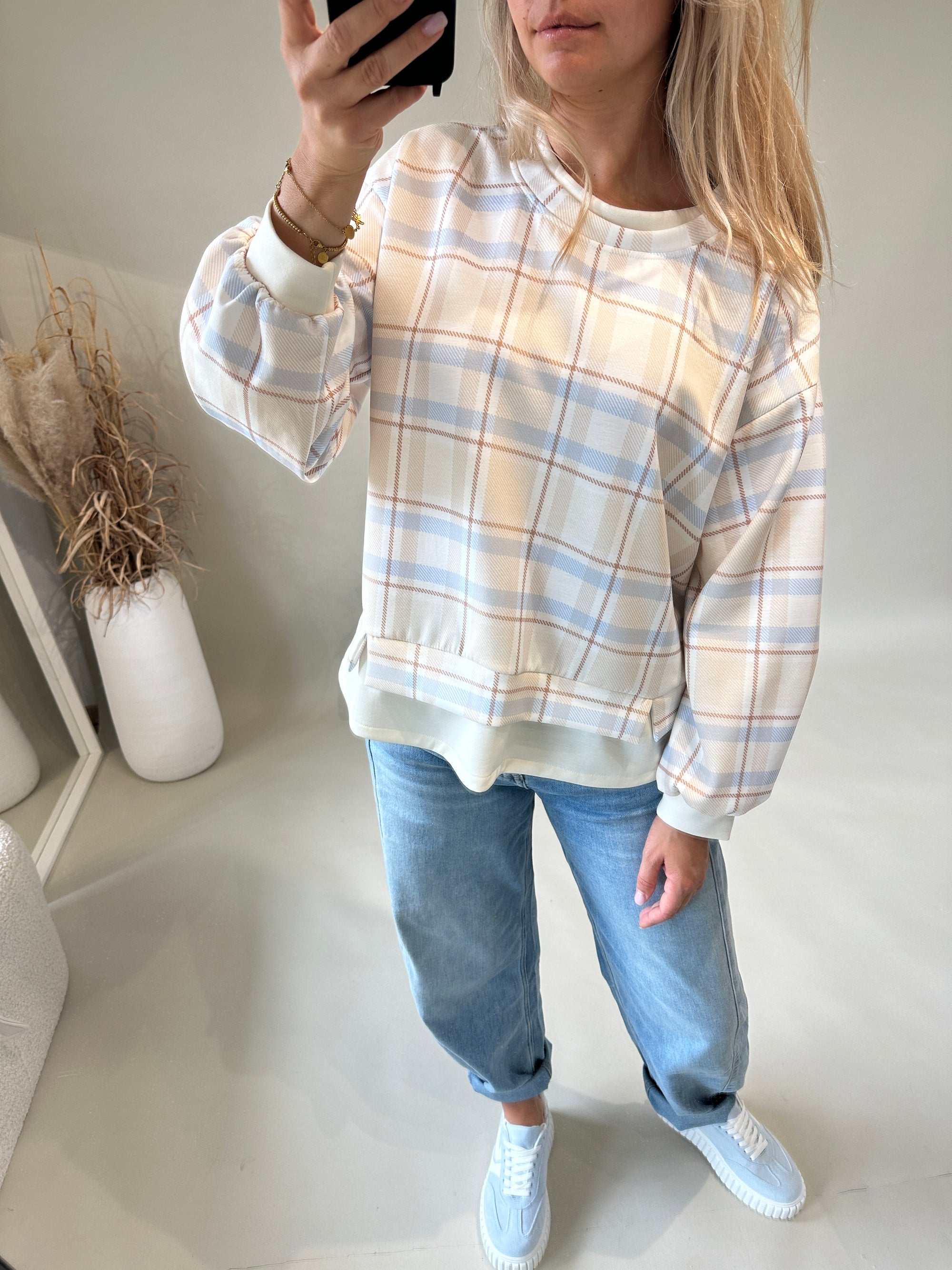 Sweatshirt in Wollweiß/ Blau/ Braun kariert