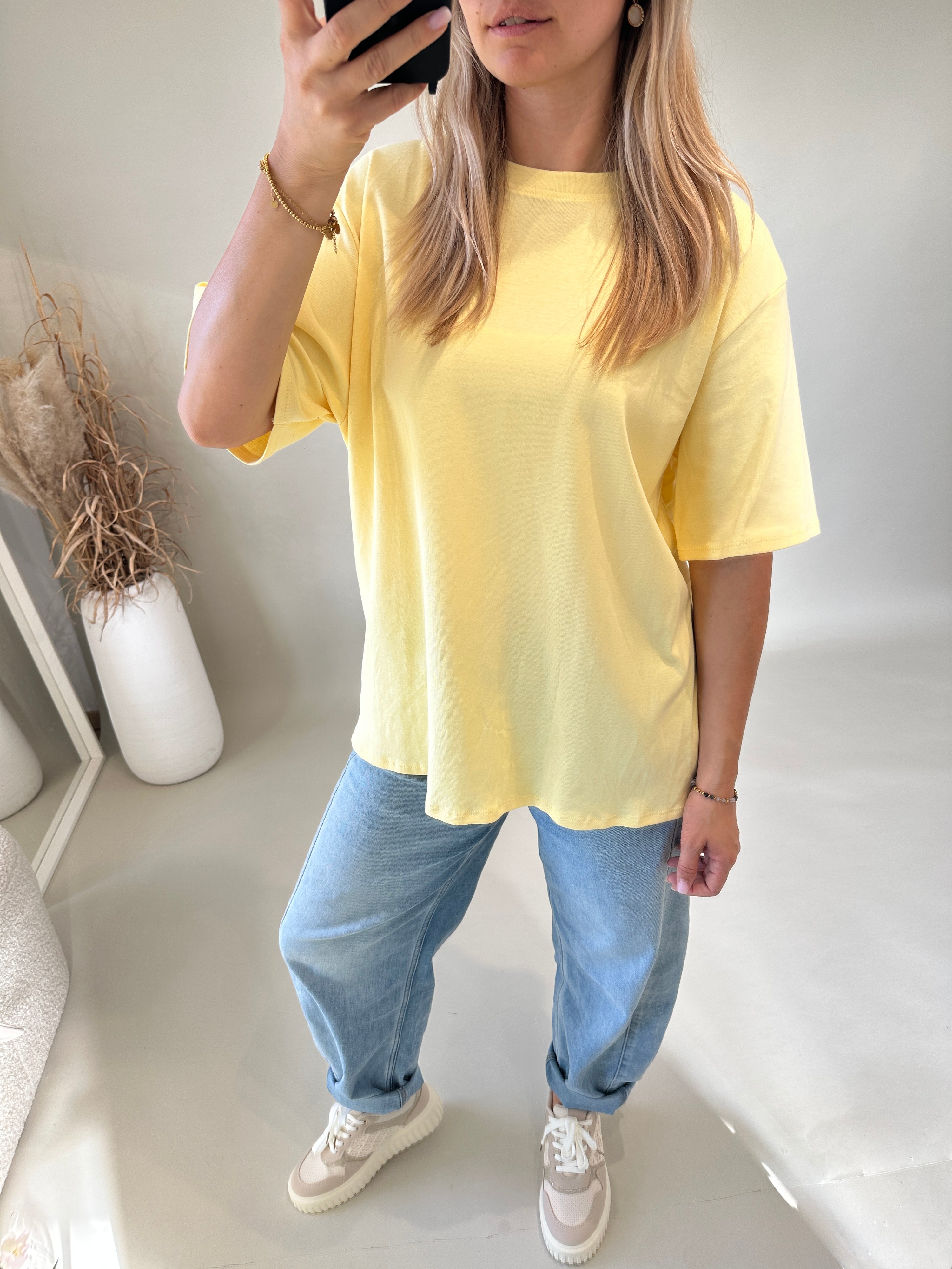 T-Shirt in Zitronengelb
