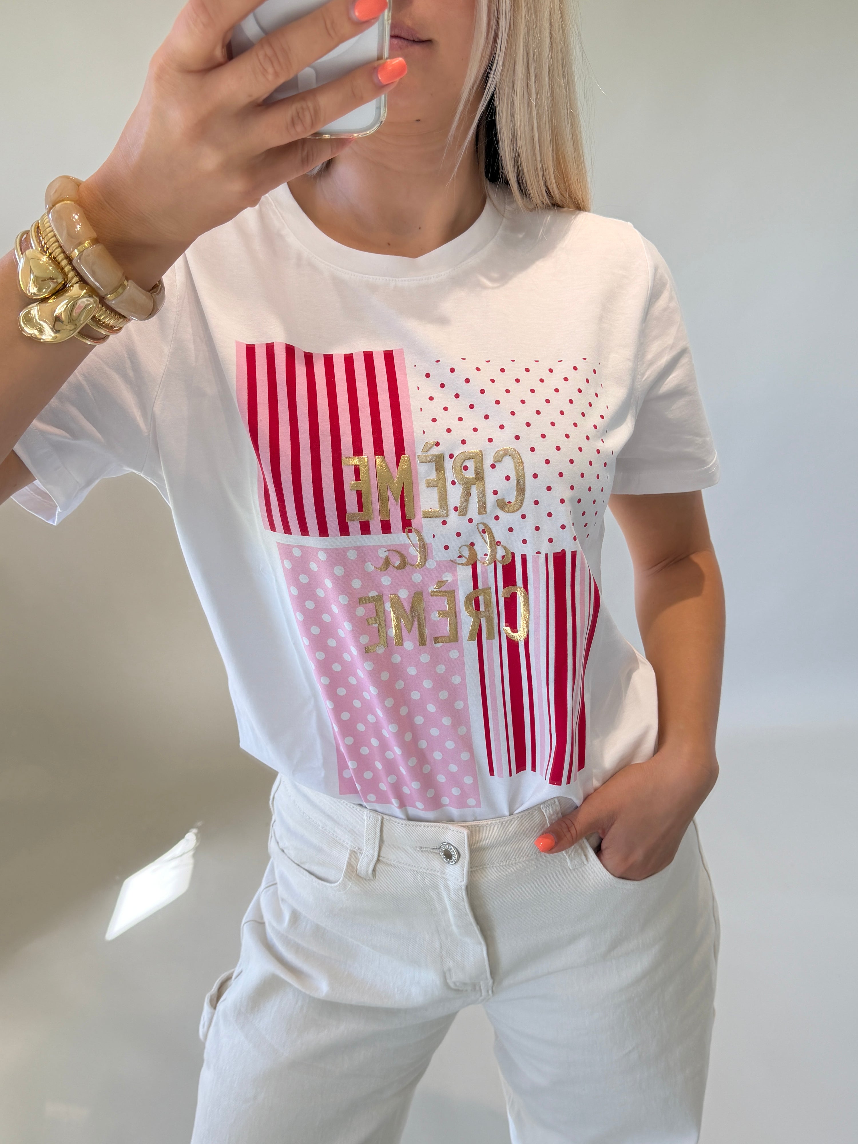 T - Shirt in Weiß mit Aufdruck  in Rosa Creme de la Creme