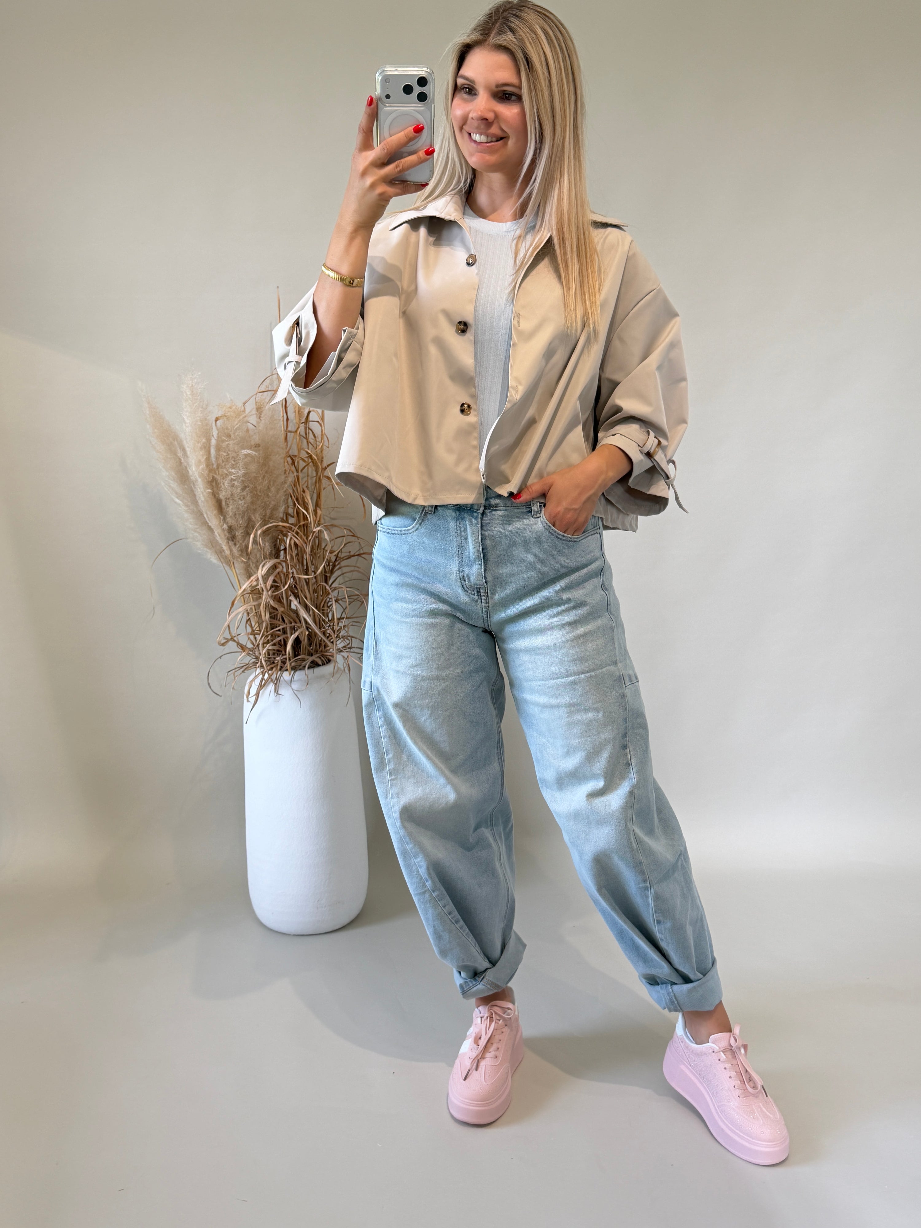 Jacke in Beige kurzer Arm