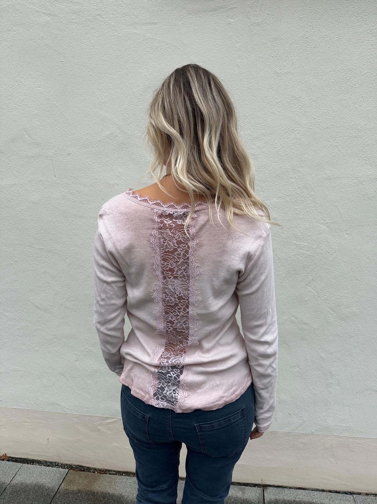 shirt in rosa