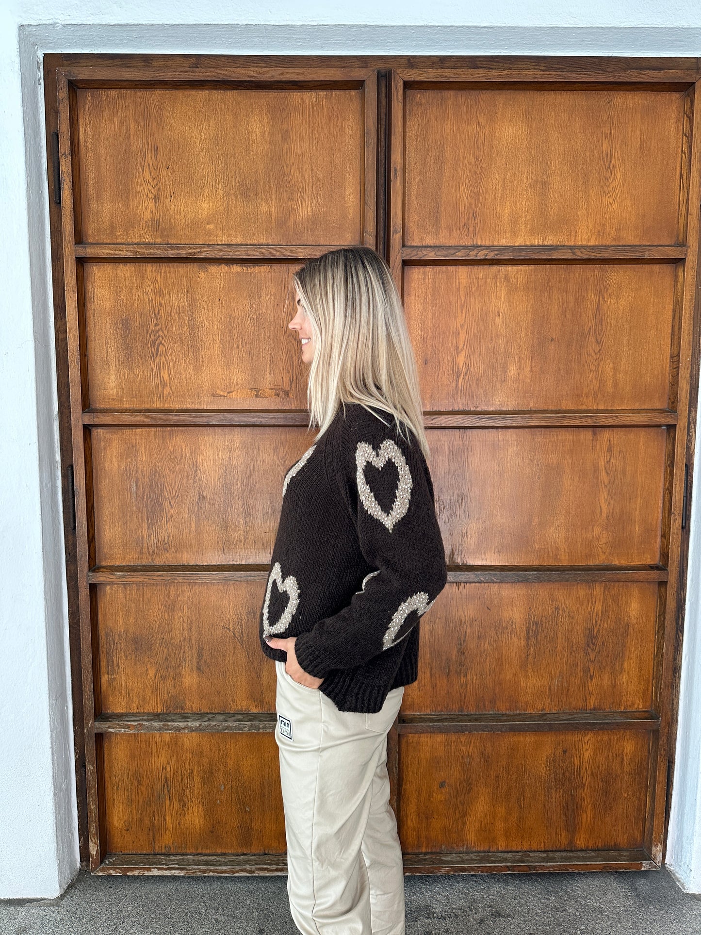 pullover in schokobraun mit herzen