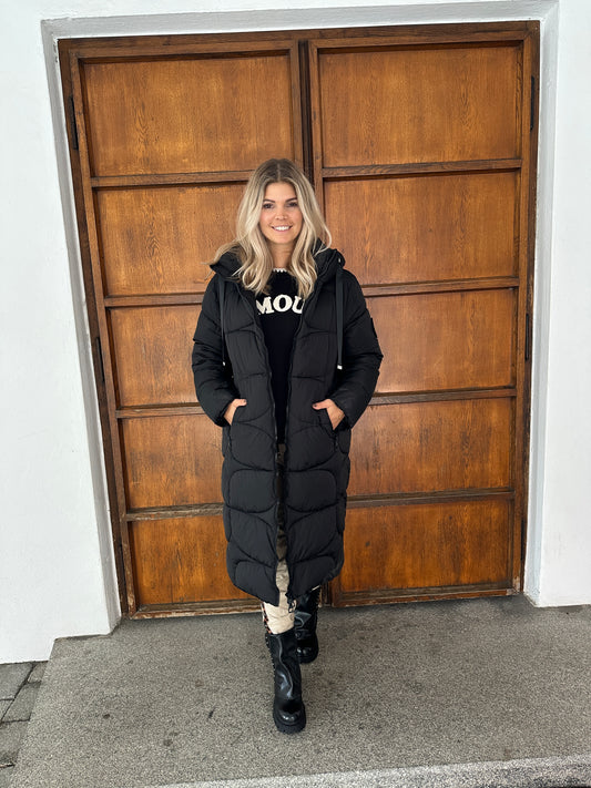 Wintermantel in Schwarz