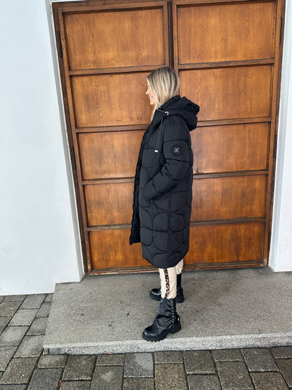 Wintermantel in Schwarz