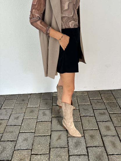 Hose kurz in schwarz