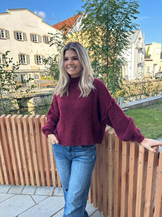 Pullover in Weinrot