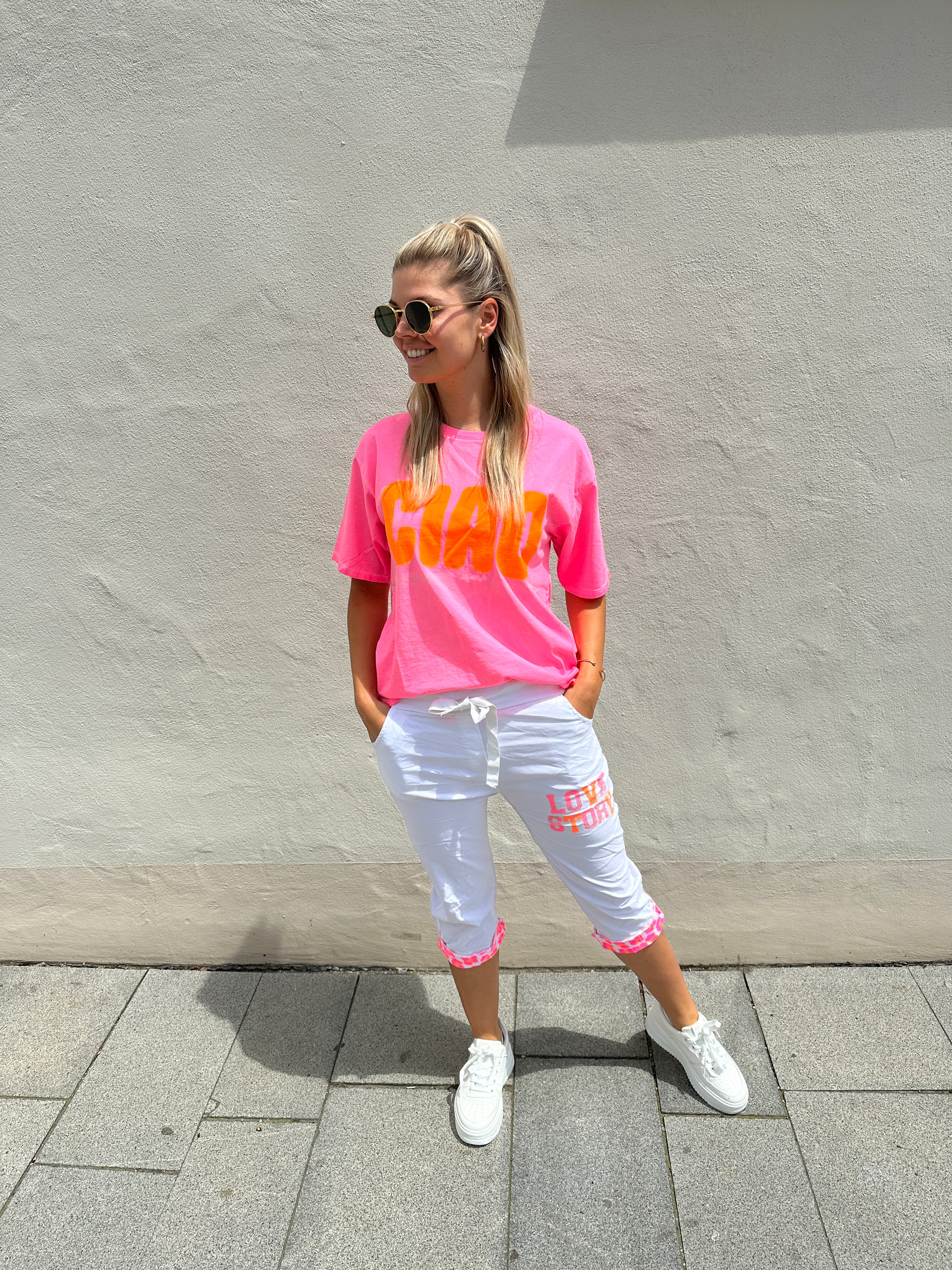 Hose Kurz mit Pink/Orangen Leo-Einsatz