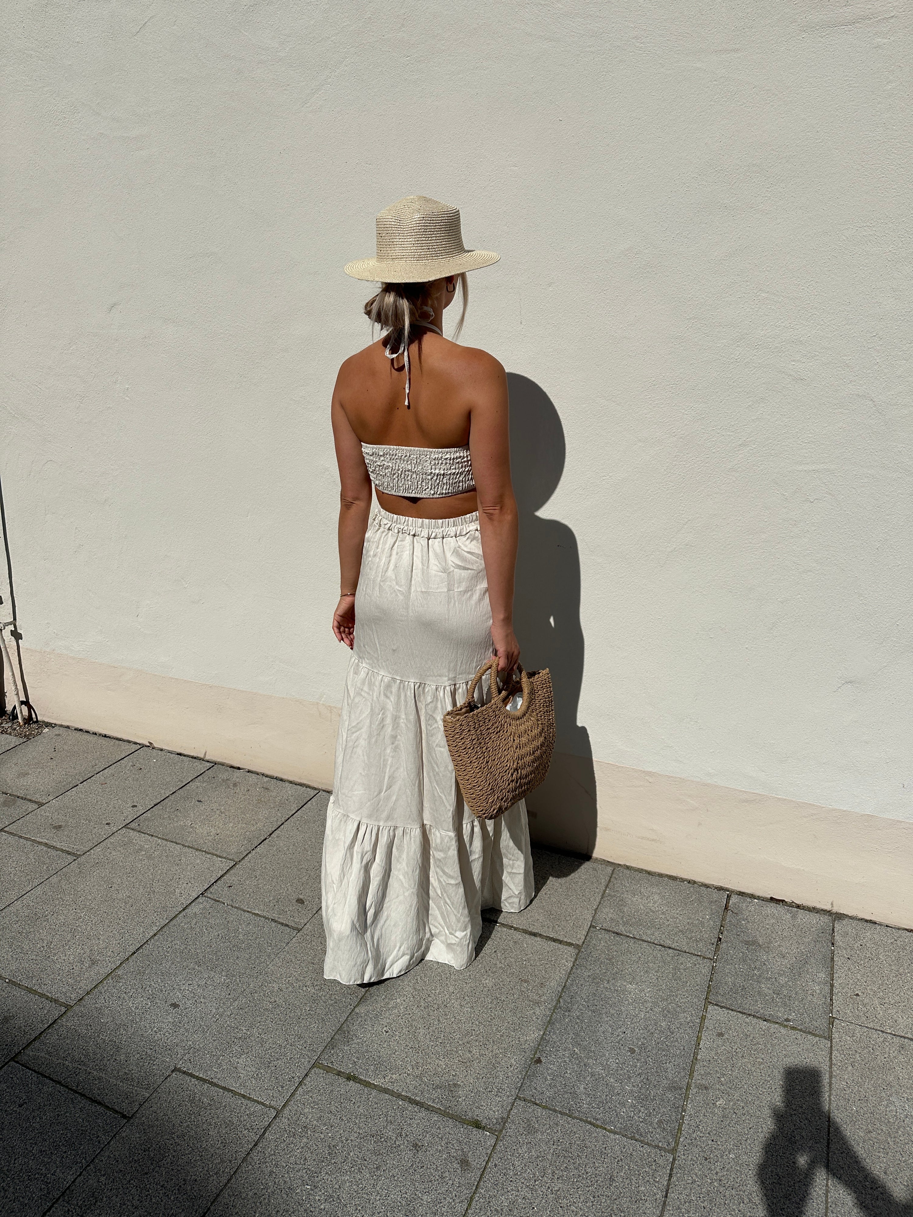 2-Teiler in Beige mit weißer Borte