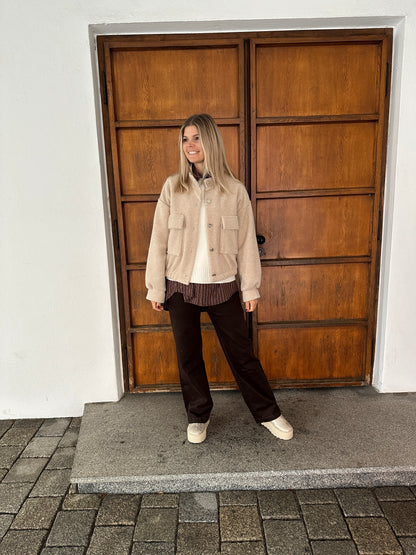 Jeans mit weitem Bein in Schokobraun