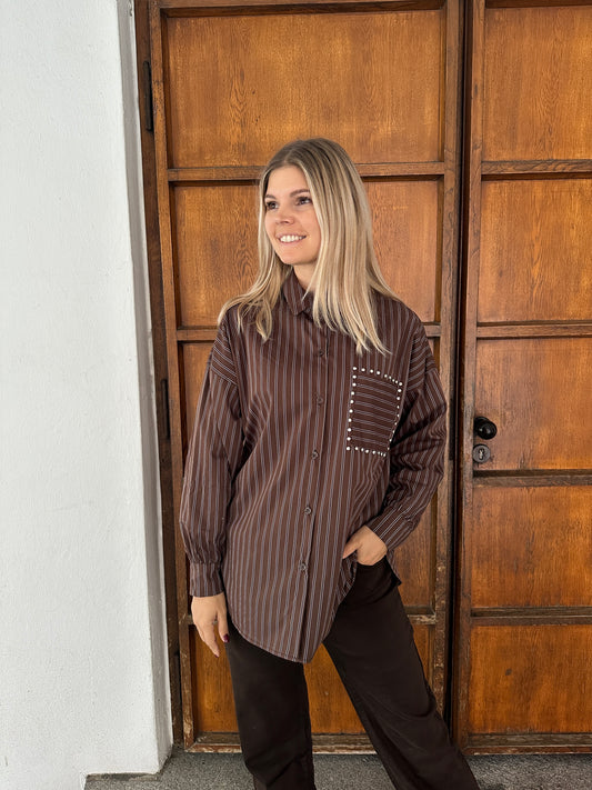 Bluse gestreift in Schokobraun mit Glitzersteine vorne an der Brusttasche