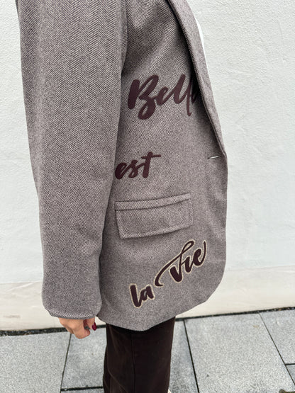 Blazer mit Fischgrätmuster Schokobraun mit Glitzeraufschrift