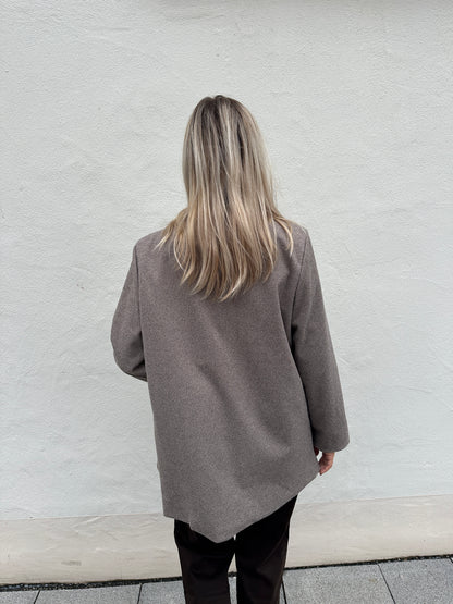 Blazer mit Fischgrätmuster Schokobraun mit Glitzeraufschrift