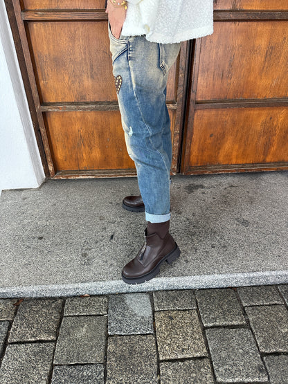 Jeans mit Aufdruck COCO in Braun