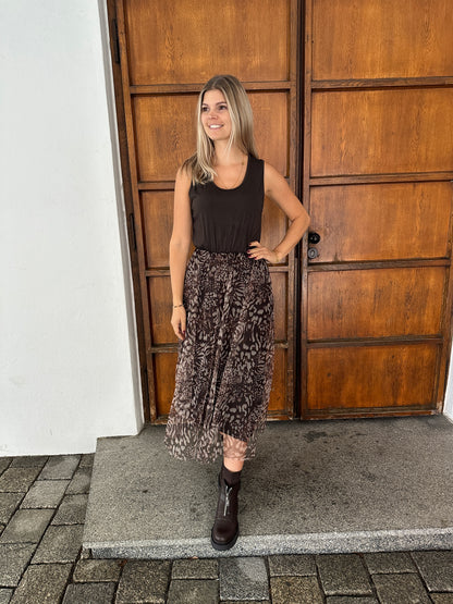 Kleid mit Pullover  in Schokobraun