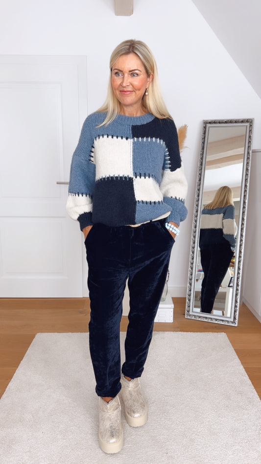 Pullover in Blautöne/Wollweiß