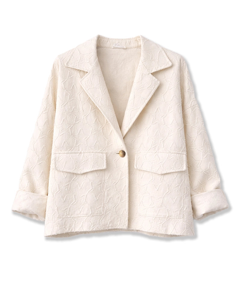 Jacke in Wollweiß mit Muster und Taschen vorne