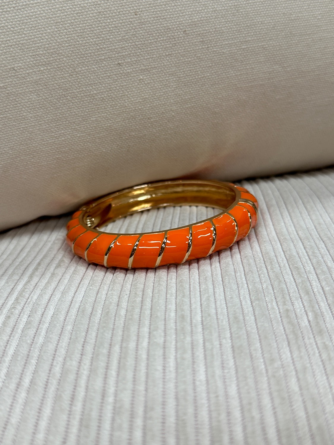 Armreif in Orange