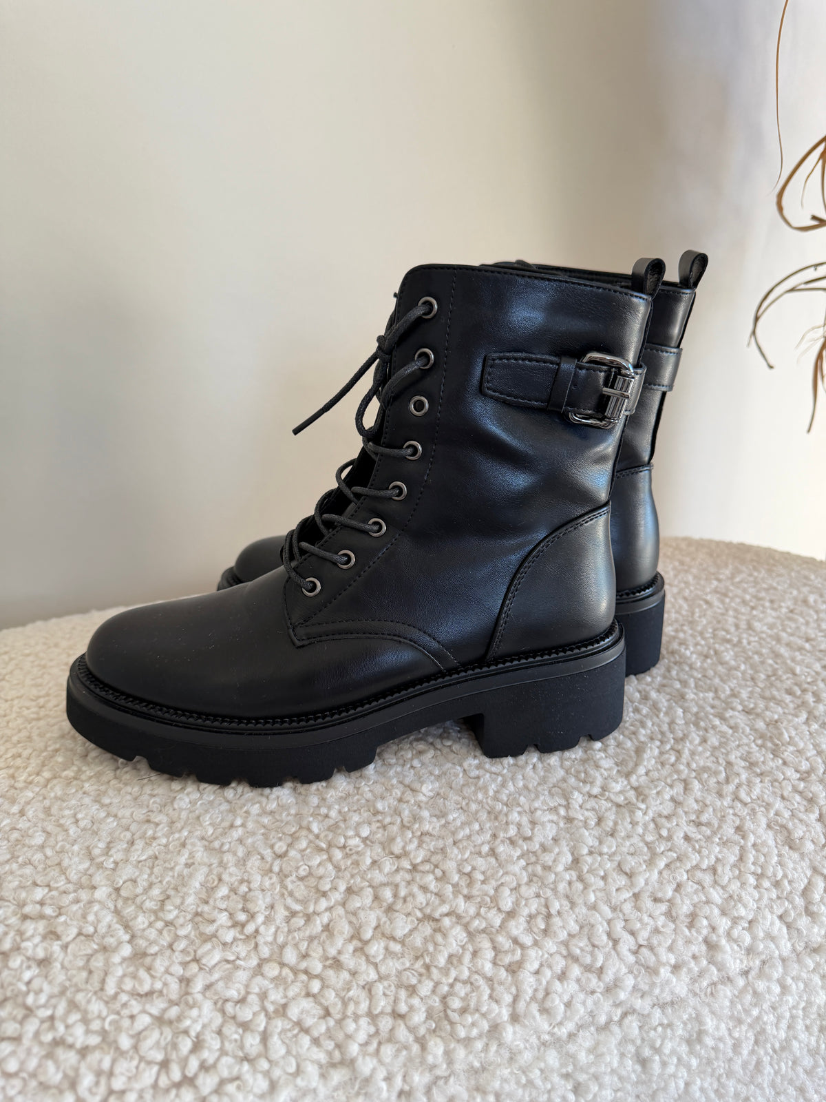 Boots in Schwarz