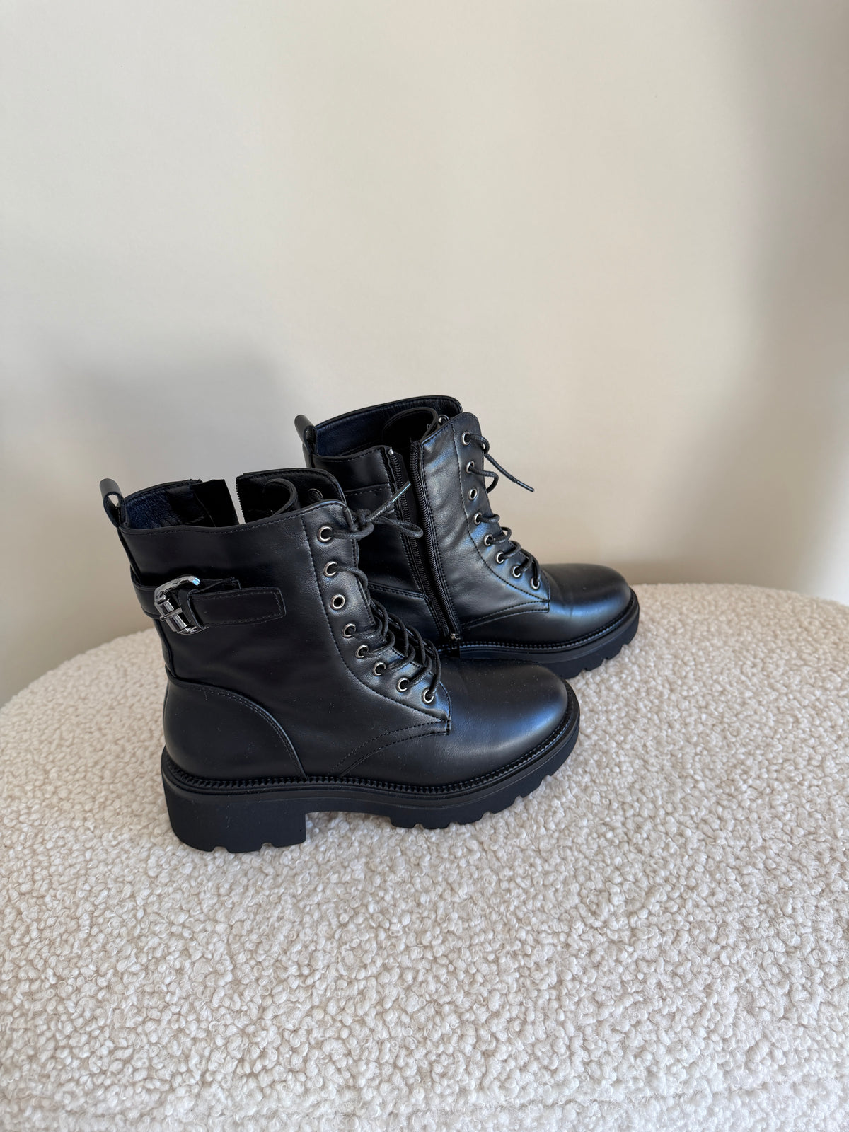 Boots in Schwarz