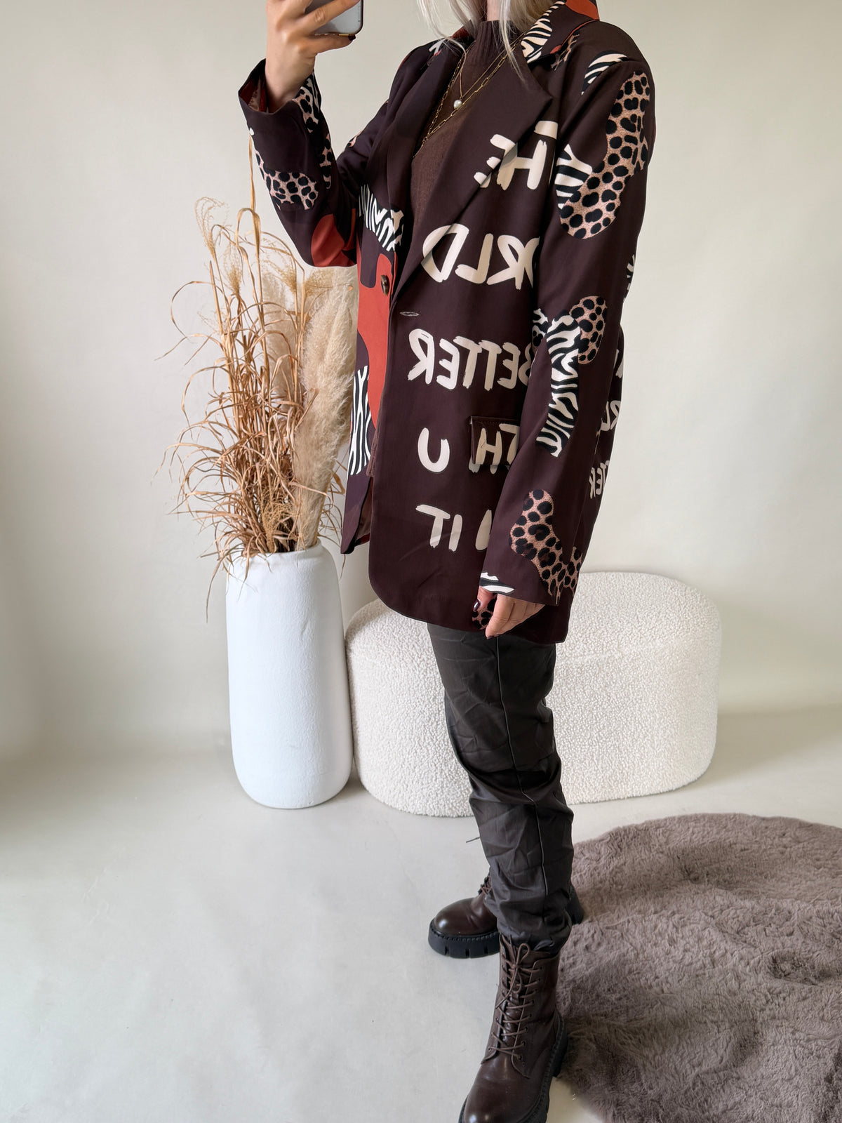 Blazer in Schokobraun / Rostbraun mit Muster in Animal und Leo